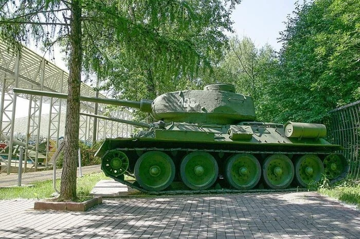 Цилиндры на корме танка Т-34: для чего они предназначены