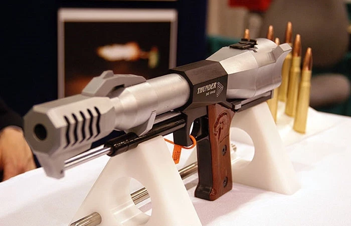 Thunder .50 BMG – противотанковый пистолет, самый мощный и бесполезный в мире