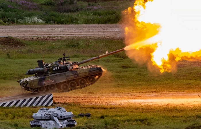 Т-80: зачем Советском Союзу понадобился танк с газотурбинным двигателем