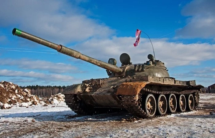 Танк Т-62: как Советский Союз создал первый в мире танк с гладкоствольной пушкой