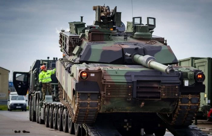 Какую ценную начинку российские военные находят в захваченной технике НАТО