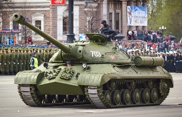 ИС-3: как воевал последний танк имени Иосифа Сталина, «опоздавший» на Великую Отечественную