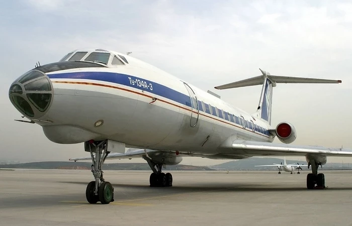 Зачем советские конструкторы оснастили пассажирский Ту-134 стеклянным носом как у бомбардировщика