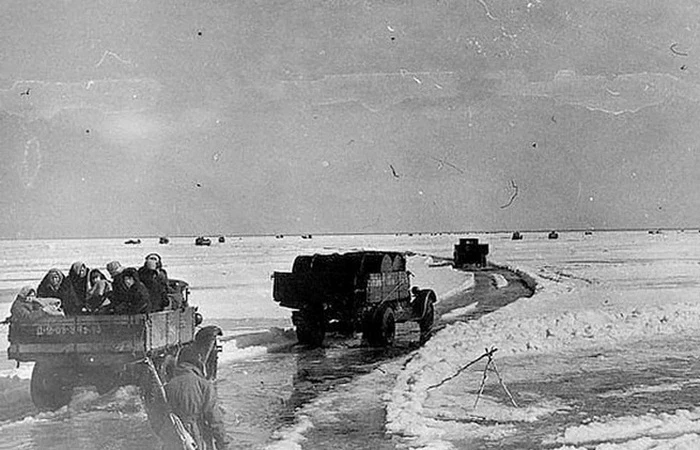 Шоферы блокадного Ленинграда на знали, как не провалится под лед, а современные водители — забыли