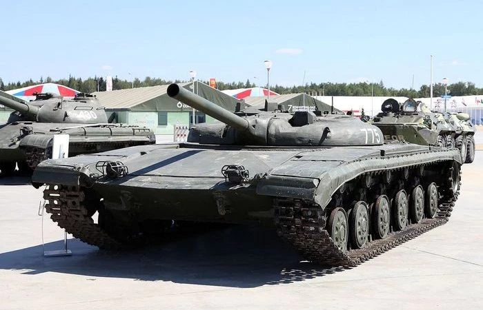 «Блин на гусеницах»: зачем в Советском Союзе создали один из самых странных танков в истории