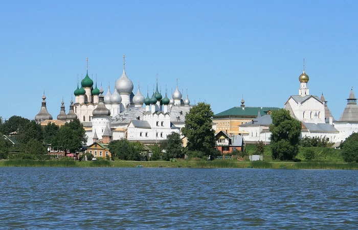 Почему Ростовскую бастионную крепость называют кремлём, хотя она — никакой не кремль