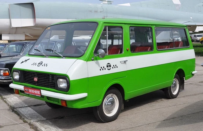 Что сейчас производят на Рижской автобусной фабрике, которая выпускала легендарные «РАФики»