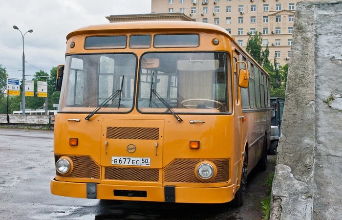 ПАЗ-672 и ЗИЛ-127: почему их считали одними из самых скоростных советских автобусов