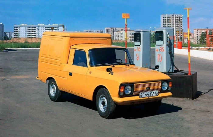 «Каблук»: почему перестали выпускать один из самых популярных советских автомобилей ИЖ-2715