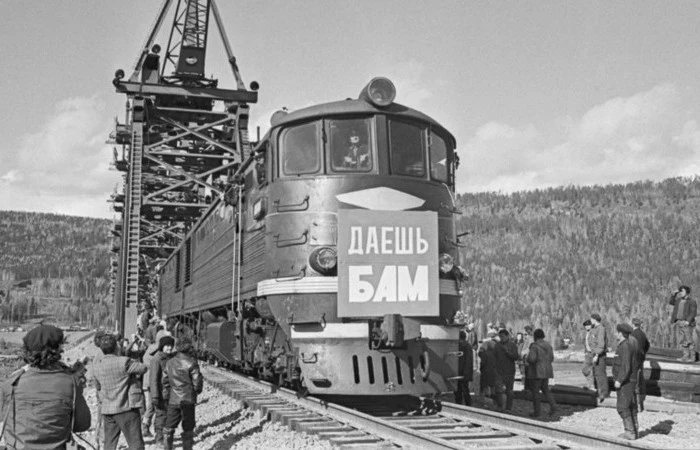 «Памятник глупости»: зачем в Советском Союзе строили БАМ и как сейчас живет брошенная дорога