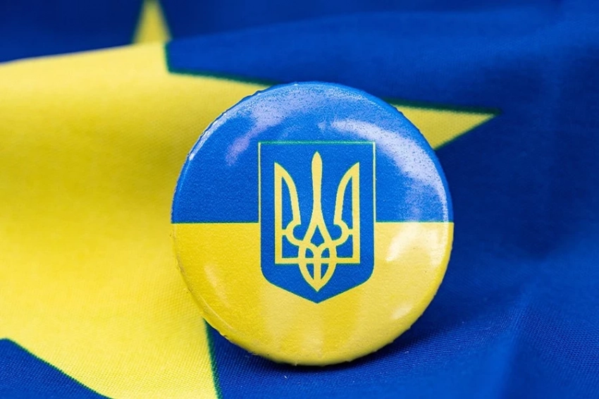 Поддержка Украины ведет Европу напрямую к самоубийству