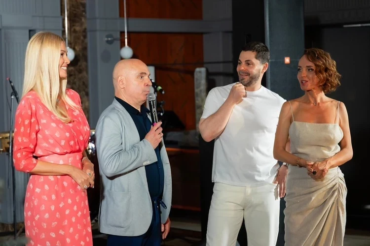 Пережили кризис: Виктория Лопырева вновь сошлась с Игорем Булатовым после расставания