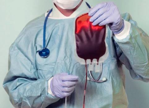 Эзотерик рассказал, как меняется человек после переливания ему донорской крови