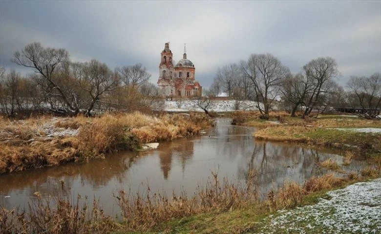 Какой будет погода зимой, можно узнать из примет и поверий на 14 ноября