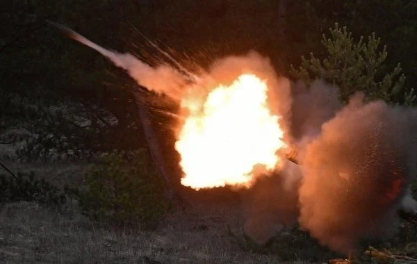 ВС России ведут ожесточённые бои внутри Покровска, продвигаясь в мкр Центральный и Динас: свежие данные на 26.11.2025