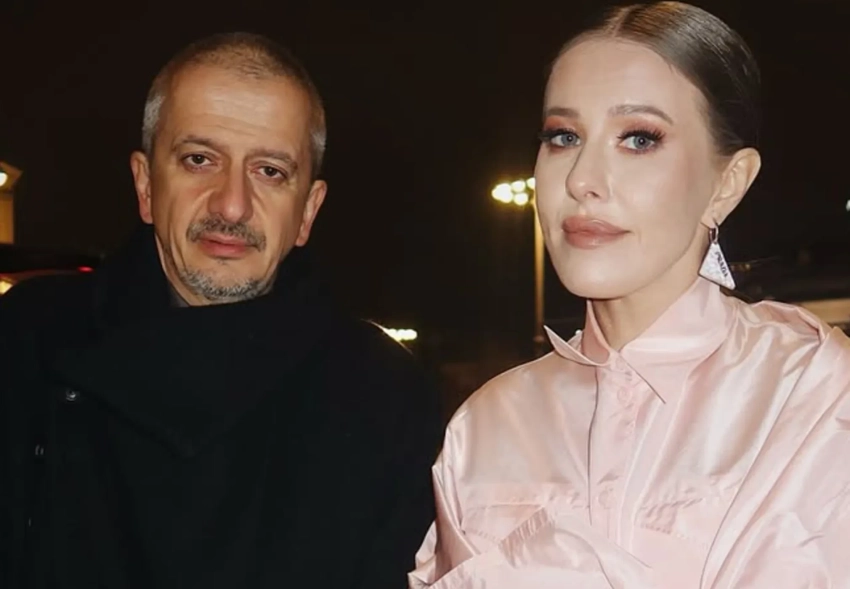 "В мире душнил и зануд выбирайте тех, кто умеет посмеяться и над собой, и над вами". Ксения Собчак высказалась о браке с Константином Богомоловым