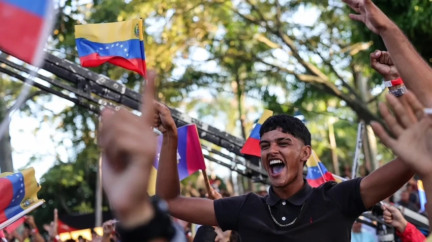 «Гринго-карнавал» перед «Южным копьем» и «комплекс Шарли Ебдо» в прессе