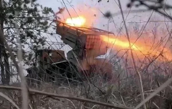 Свежая сводка Юрия Подоляки на 17.12.2025: ВС РФ мощно дожимают ВСУ в Мирнограде