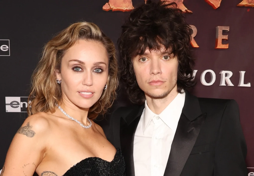 Майли Сайрус подтвердила помолвку с бойфрендом Максом Морандо