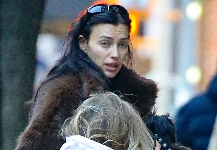 Без макияжа и в шубе: Ирину Шейк с дочерью засняли в Нью-Йорке